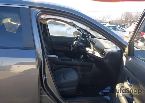 2025 Nissan Kicks Sv Intelligent Awd из США, поврежденный, VIN 3N8AP6CBXSL347040